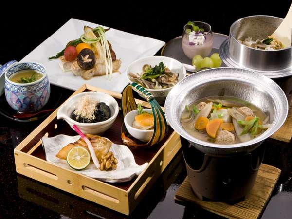 伊豆長岡古奈温泉水庭の旅籠すみよし館『お料理ご案内』 旬の食材アラカルト 旬の食材アラカルト 伊豆長岡古奈温泉 水庭の旅籠 すみよし館